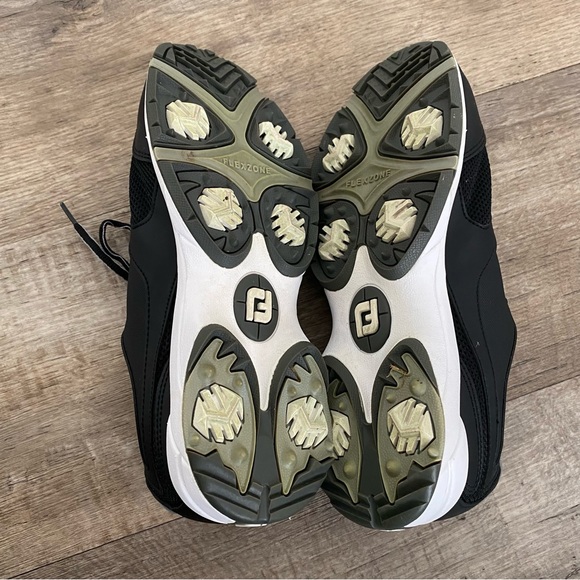 FootJoy FJ Mens 8 1/2 Golf Shoes Flexzone Spikeless Sneaker Black Athlet… - Picture 6 of 10